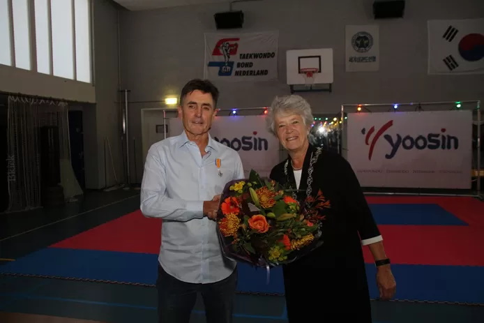 Onderscheiding Frans van Dijk